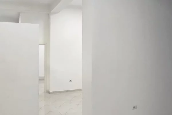 Ambient biznesi me qera tek posta Shkoder