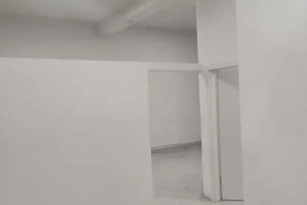 Ambient biznesi me qera 3+1 ne Shkoder - 60,000 Leke