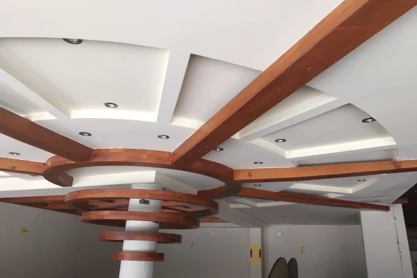🏨✨ OKAZION – MBYLLET HOTELI GOLEM | SHITEN DEKORIME ARTISTIKE PREJ DRURI TE PLOTE