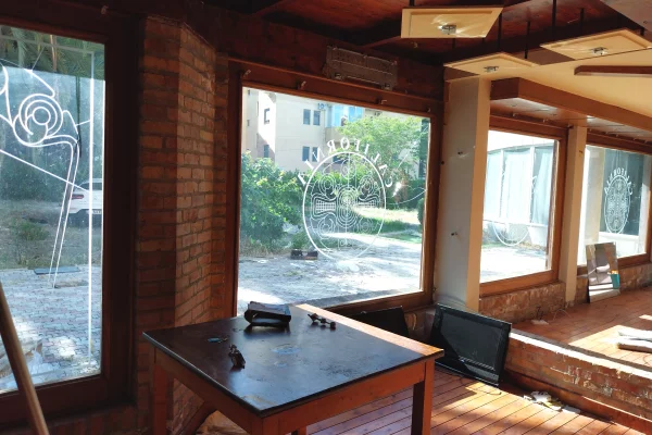 Pajisje biznesi ne shitje ne Durres - 1,800 Euro