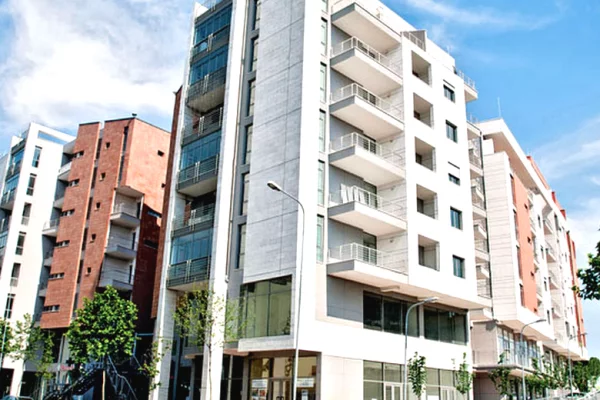 Ambient biznesi me qera Garsoniere ne Tirane - 70 Euro