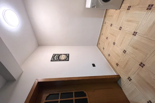 Shtepi me qera Apartament ne Tirane, 1+1, Mobilimi E mobiluar, Pagesa 50,000  Leke.