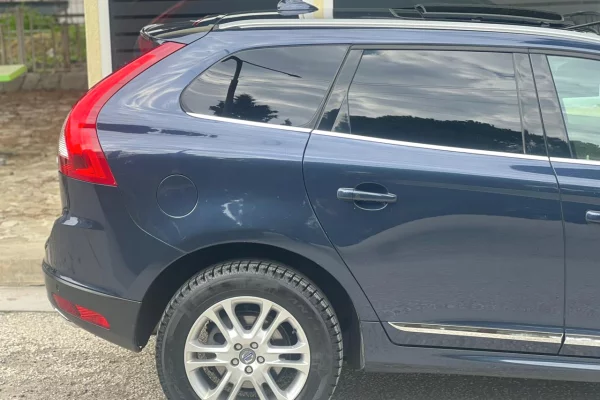 Auto in Vendita a Berat - 13,100 Euro