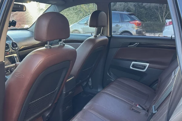 Auto in Vendita a Tirana, Opel, 2007 Diesel,Kambio Automatik Pagamento 5,500  Euro.