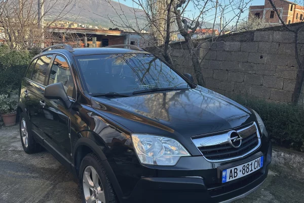 Auto in Vendita a Tirana - 5,500 Euro