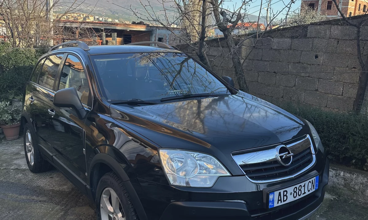 Auto in Vendita a Tirana, Opel, 2007 Diesel,Kambio Automatik Pagamento 5,500  Euro.