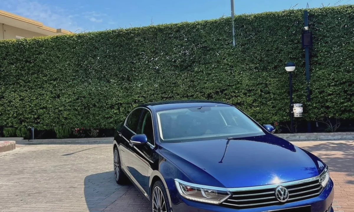 Makina ne shitje ne Durres, Volkswagen, 2019 Diesel,Kambio Automatik Pagesa 18,500  Euro.