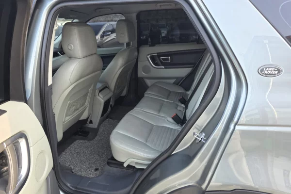 Makina ne shitje ne Durres, Rover, 2016 Diesel,Kambio Automatik Pagesa 11,500  Euro.