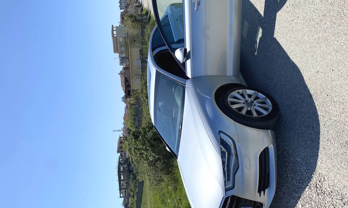 Makina ne shitje ne Durres, Audi, 2012 Diesel,Kambio Automatik Pagesa 9,500  Euro.