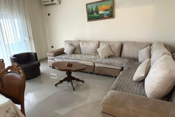 Shtepi me qera Apartament ne Tirane, 2+1, Mobilimi E mobiluar, Pagesa 580  Euro.