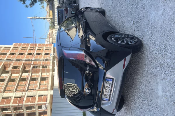 Auto in Vendita a Tirana, Toyota, 2017 Benzine,Kambio Manual Pagamento 6,500  Euro.