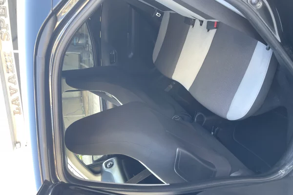 Auto in Vendita a Tirana, Toyota, 2017 Benzine,Kambio Manual Pagamento 6,500  Euro.