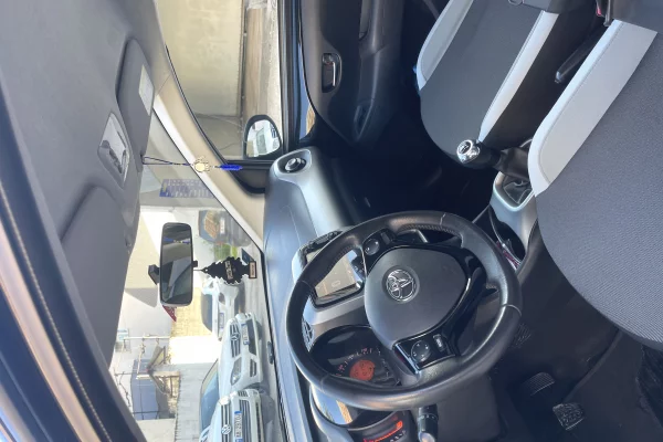 Auto in Vendita a Tirana, Toyota, 2017 Benzine,Kambio Manual Pagamento 6,500  Euro.