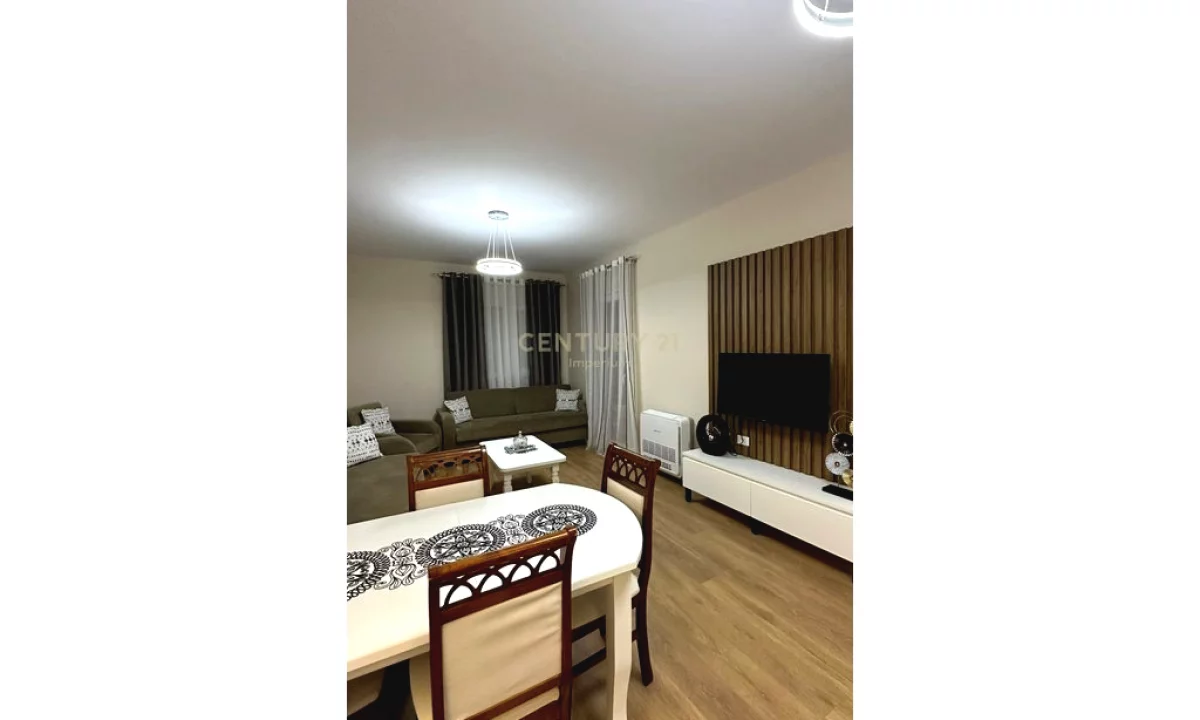 Shtepi me qera Apartament ne Tirane, 1+1, Mobilimi E mobiluar, Pagesa 600  Euro.