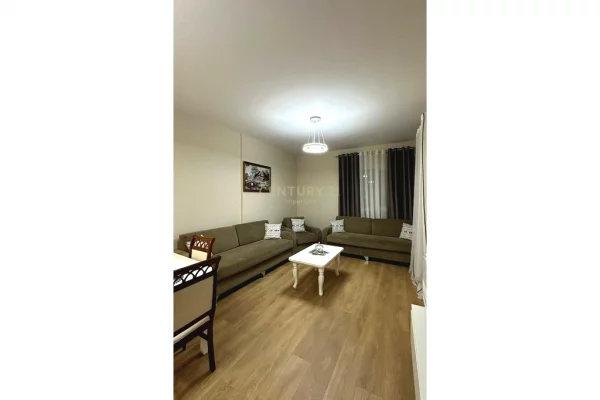 Shtepi me qera Apartament ne Tirane, 1+1, Mobilimi E mobiluar, Pagesa 600  Euro.