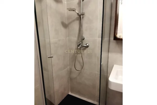 Shtepi me qera Apartament ne Tirane, 1+1, Mobilimi E mobiluar, Pagesa 600  Euro.