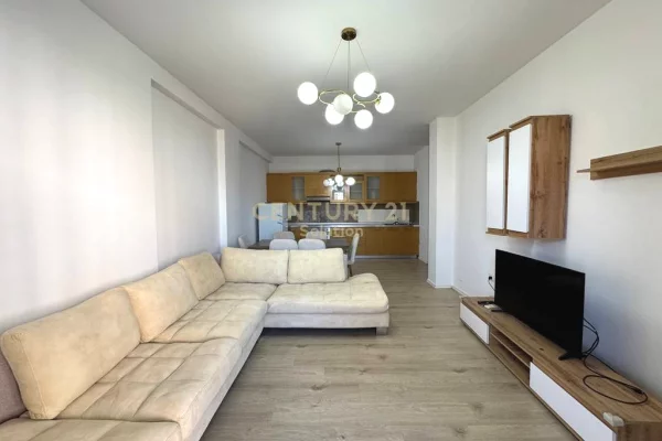 Shtepi me qera Apartament ne Tirane, 2+1, Mobilimi E mobiluar, Pagesa 500  Euro.