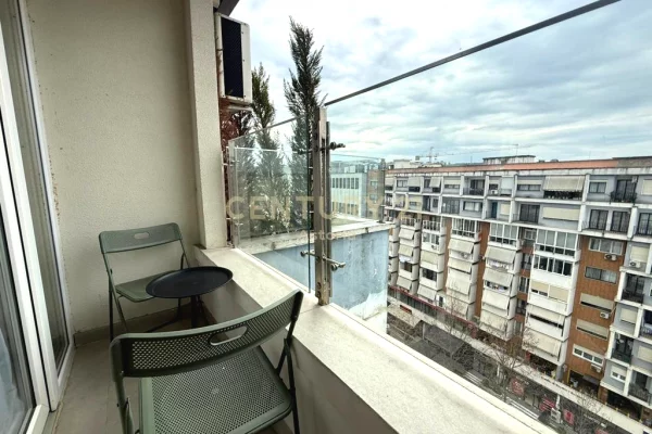 Shtepi me qera Apartament ne Tirane, 1+1, Mobilimi E mobiluar, Pagesa 400  Euro.