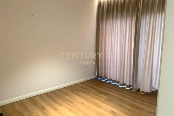 Shtepi me qera Apartament ne Tirane, 2+1, Mobilimi E mobiluar, Pagesa 1,200  Euro.