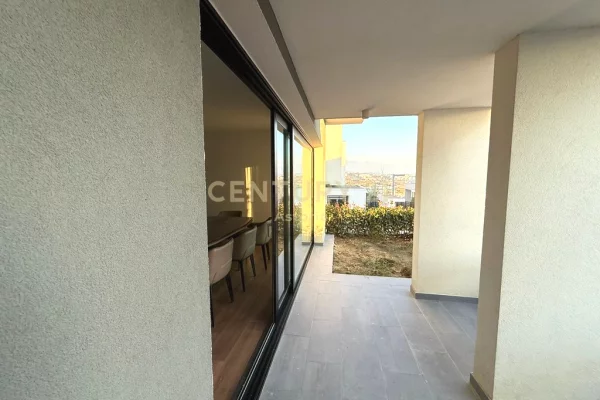 Shtepi me qera Apartament ne Tirane, 2+1, Mobilimi E mobiluar, Pagesa 1,200  Euro.