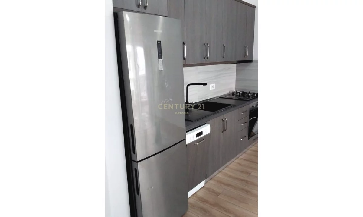 Shtepi me qera Apartament ne Tirane, 1+1, Mobilimi E mobiluar, Pagesa 400  Euro.