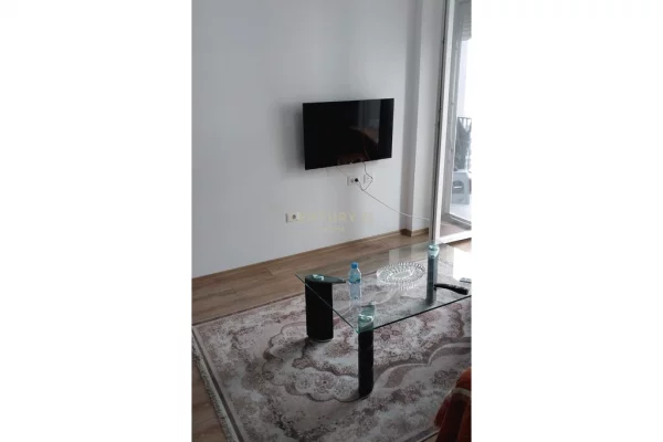 Shtepi me qera Apartament ne Tirane, 1+1, Mobilimi E mobiluar, Pagesa 400  Euro.