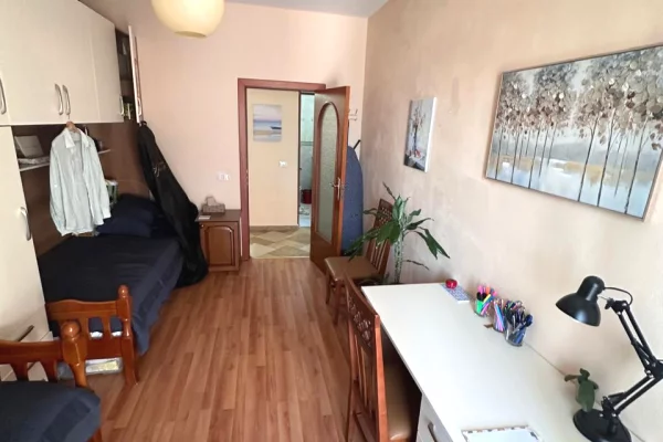 Shtepi me qera Apartament ne Tirane, 2+1, Mobilimi E mobiluar, Pagesa 75,000  Leke.
