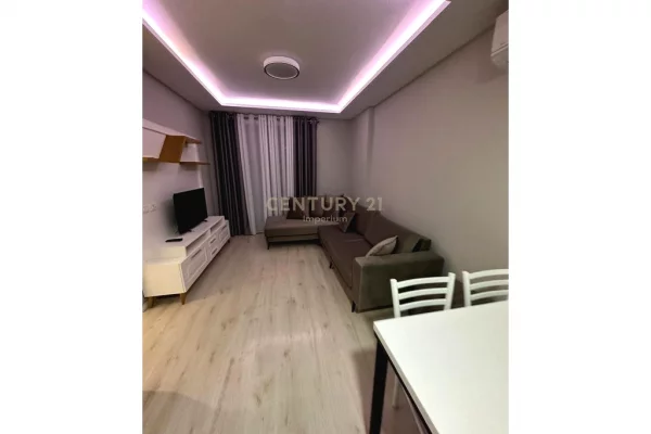 Shtepi me qera Apartament ne Tirane, 2+1, Mobilimi E mobiluar, Pagesa 700  Euro.
