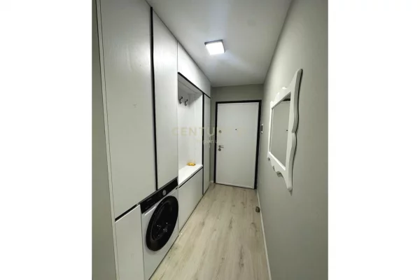 Shtepi me qera Apartament ne Tirane, 2+1, Mobilimi E mobiluar, Pagesa 700  Euro.