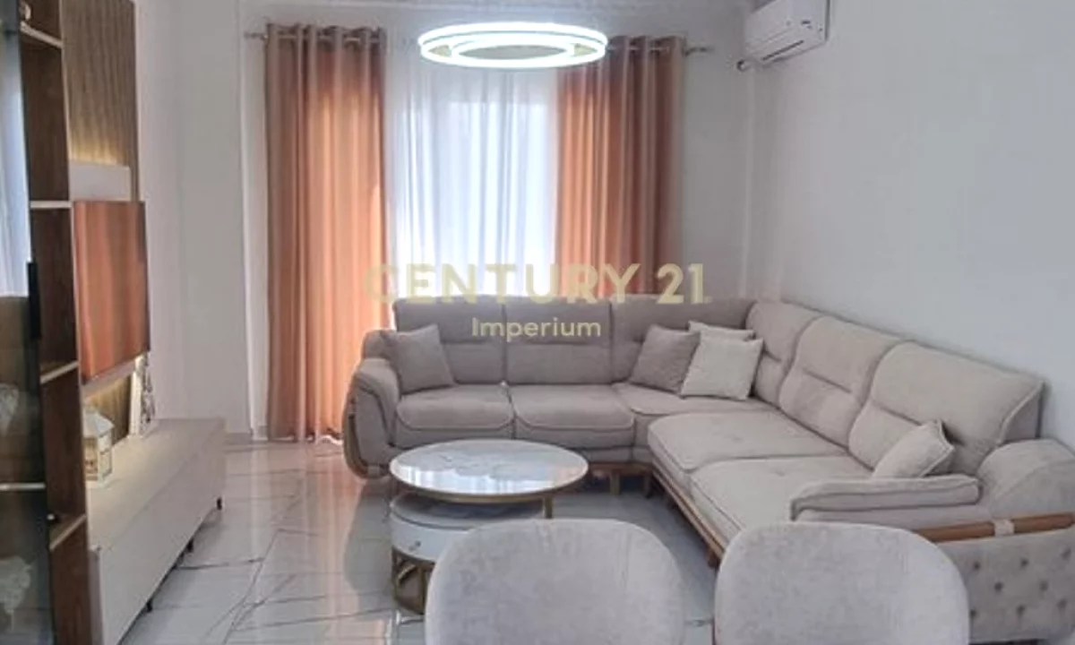 Shtepi me qera Apartament ne Tirane, 2+1, Mobilimi Pjeserisht e mobiluar, Pagesa 500  Euro.