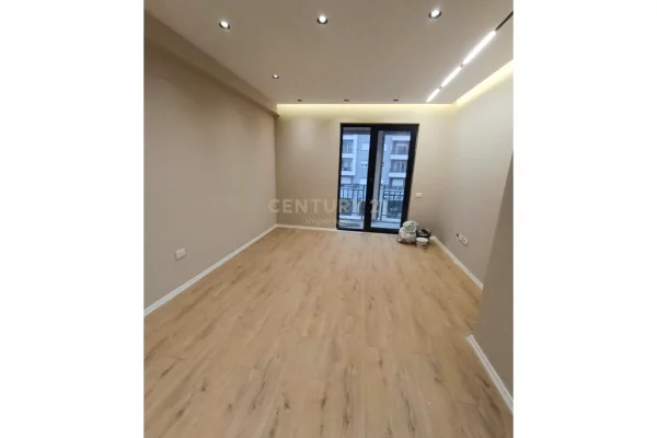 Shtepi me qera Apartament ne Tirane, 1+1, Mobilimi Pjeserisht e mobiluar, Pagesa 450  Euro.