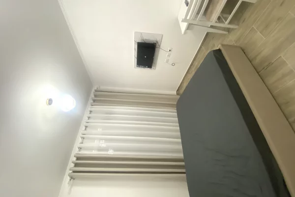 Shtepi me qera Apartament ne Tirane, Garsoniere, Mobilimi E mobiluar, Pagesa 35,000  Leke.