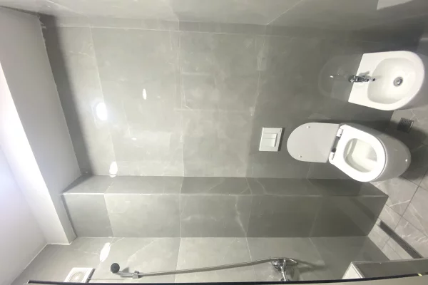 Shtepi me qera Apartament ne Tirane, Garsoniere, Mobilimi E mobiluar, Pagesa 35,000  Leke.