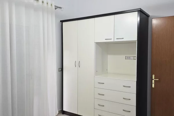 Appartamento in affitto a Tirana 1+1, Arredato