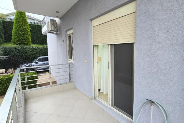 Appartamento in affitto a Tirana 1+1, Arredato