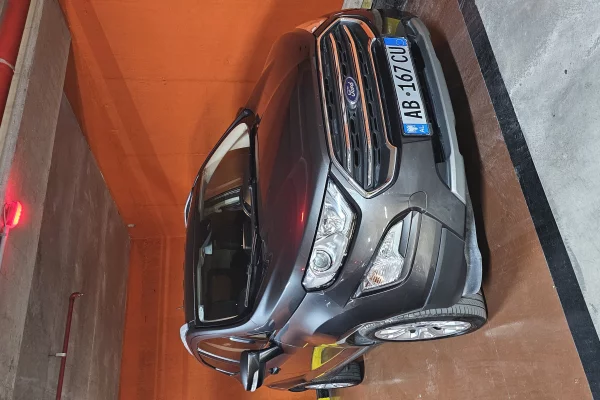 Auto in Vendita a Tirana - 12,500 Euro