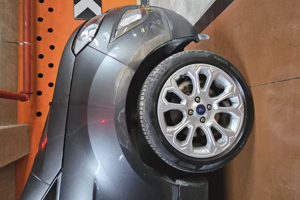 Auto in Vendita a Tirana, Ford, 2020 gasoline-gas,Kambio Automatik Pagamento 12,500  Euro.