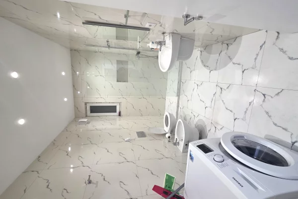 Shtepi me qera Apartament ne Tirane, 2+1, Mobilimi E mobiluar, Pagesa 60,000  Leke.