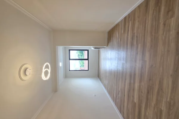 Shtepi ne shitje Apartament ne Tirane, 2+1, Mobilimi Pjeserisht e mobiluar, Pagesa 268,000  Euro.