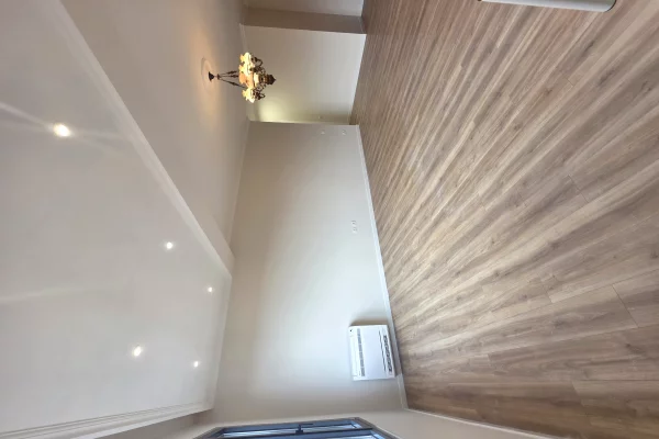 Shtepi ne shitje Apartament ne Tirane, 2+1, Mobilimi Pjeserisht e mobiluar, Pagesa 268,000  Euro.