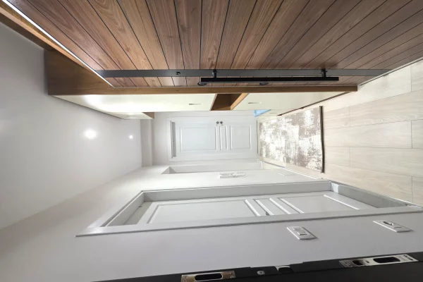 Shtepi ne shitje Apartament ne Tirane, 2+1, Mobilimi E mobiluar, Pagesa 19,700,000  Leke.