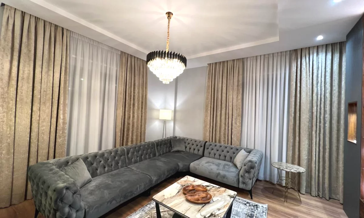 Shtepi me qera Apartament ne Tirane, 2+1, Mobilimi E mobiluar, Pagesa 1,500  Euro.