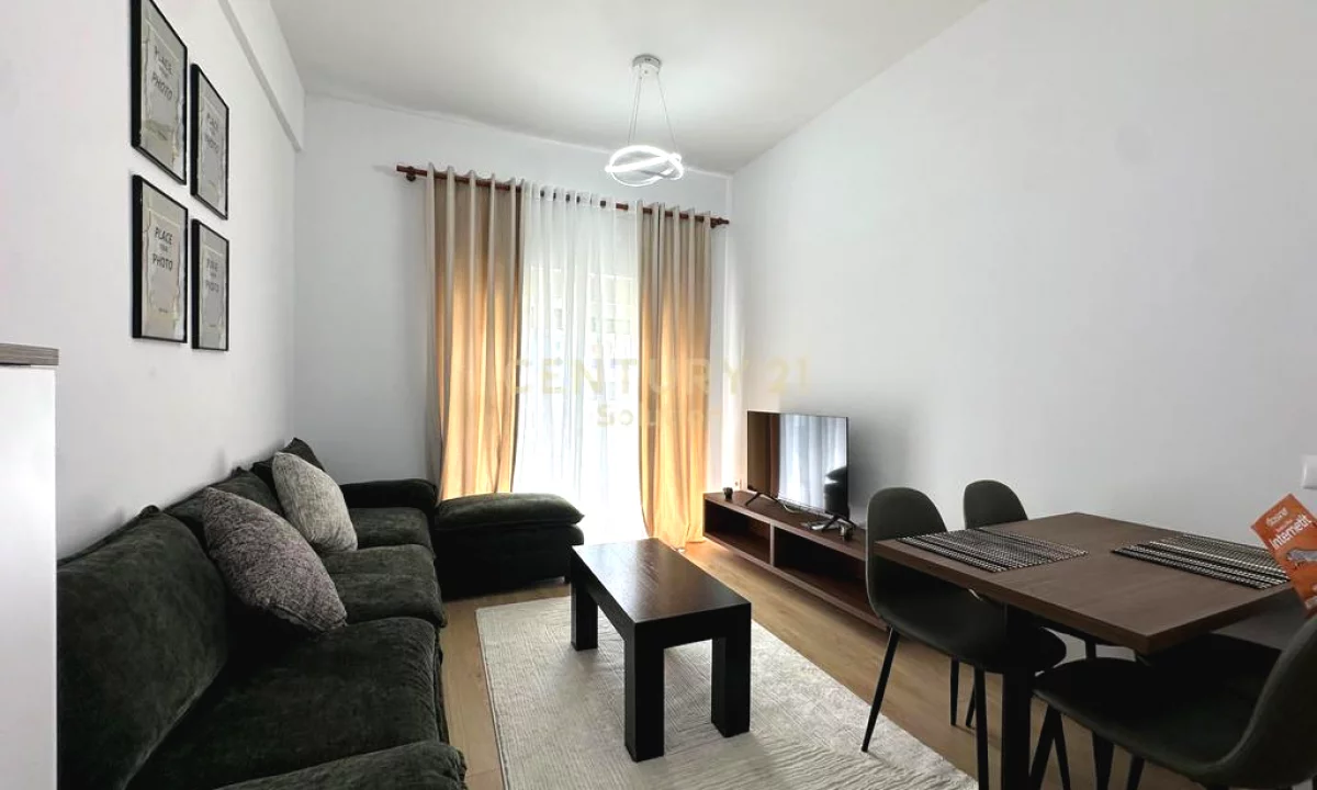 Shtepi me qera Apartament ne Tirane, 1+1, Mobilimi E mobiluar, Pagesa 450  Euro.