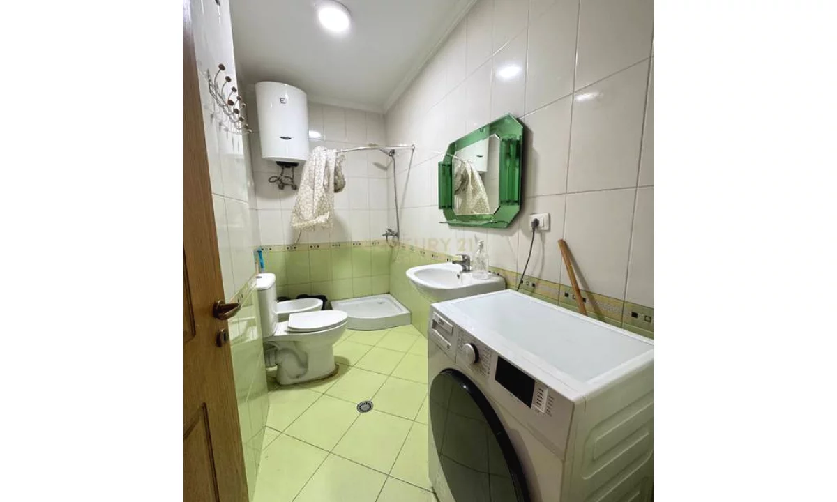 Shtepi me qera Apartament ne Tirane, 2+1, Mobilimi E mobiluar, Pagesa 45,000  Leke.