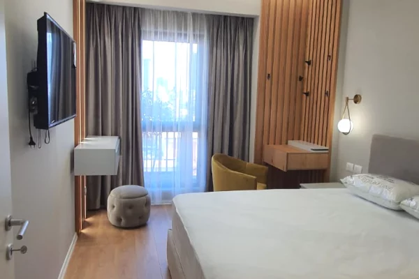 Shtepi me qera Apartament ne Tirane, 1+1, Mobilimi E mobiluar, Pagesa 900  Euro.