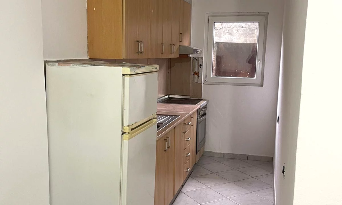 Shtepi me qera Shtepi Private ne Tirane, 1+1, Mobilimi E mobiluar, Pagesa 33,000  Leke.