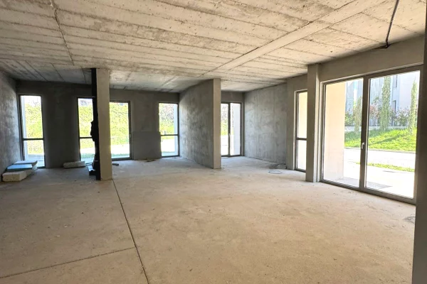 Ambient biznesi me qera 1+1 ne Tirane - 5,200 Euro