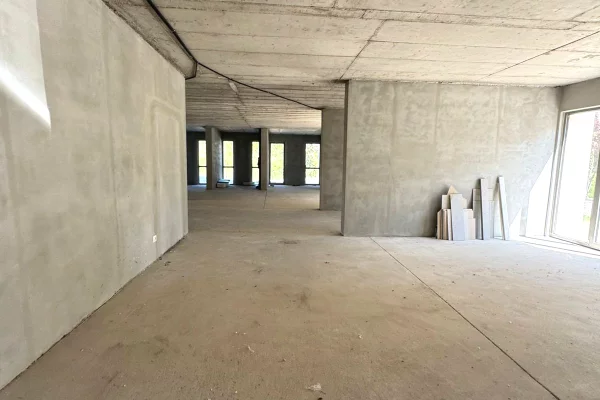 Ambient biznesi me qera 1+1 ne Tirane - 5,200 Euro