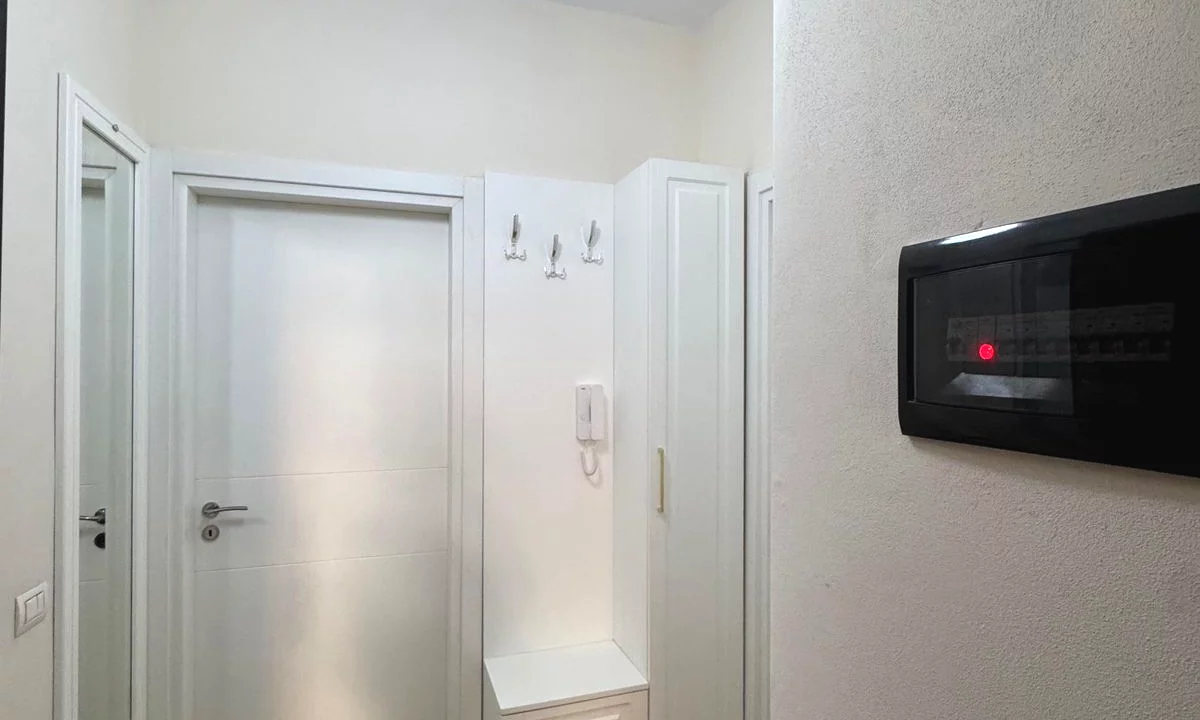 Shtepi me qera Apartament ne Tirane, 1+1, Mobilimi E mobiluar, Pagesa 40,000  Leke.