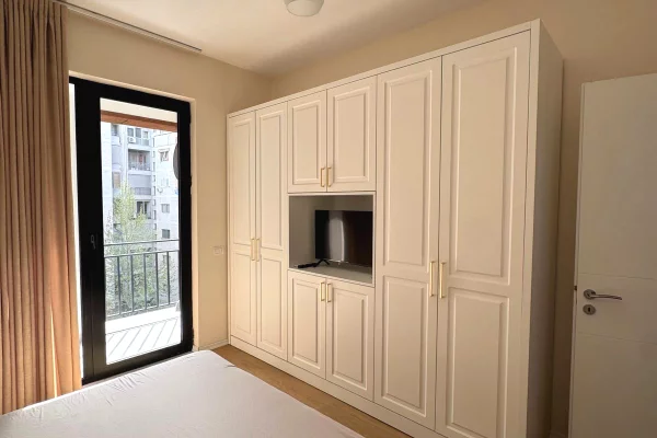 Shtepi me qera Apartament ne Tirane, 1+1, Mobilimi E mobiluar, Pagesa 40,000  Leke.